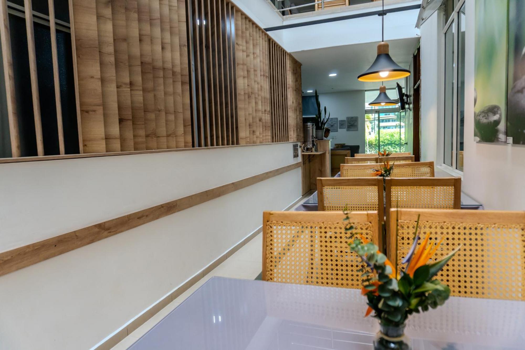 Hotel Alcaravan Medellin Itagüí Zewnętrze zdjęcie