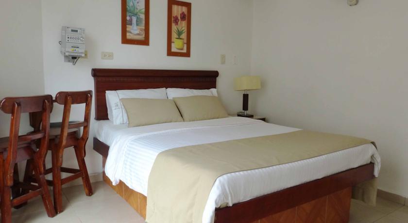Hotel Alcaravan Medellin Itagüí Zewnętrze zdjęcie