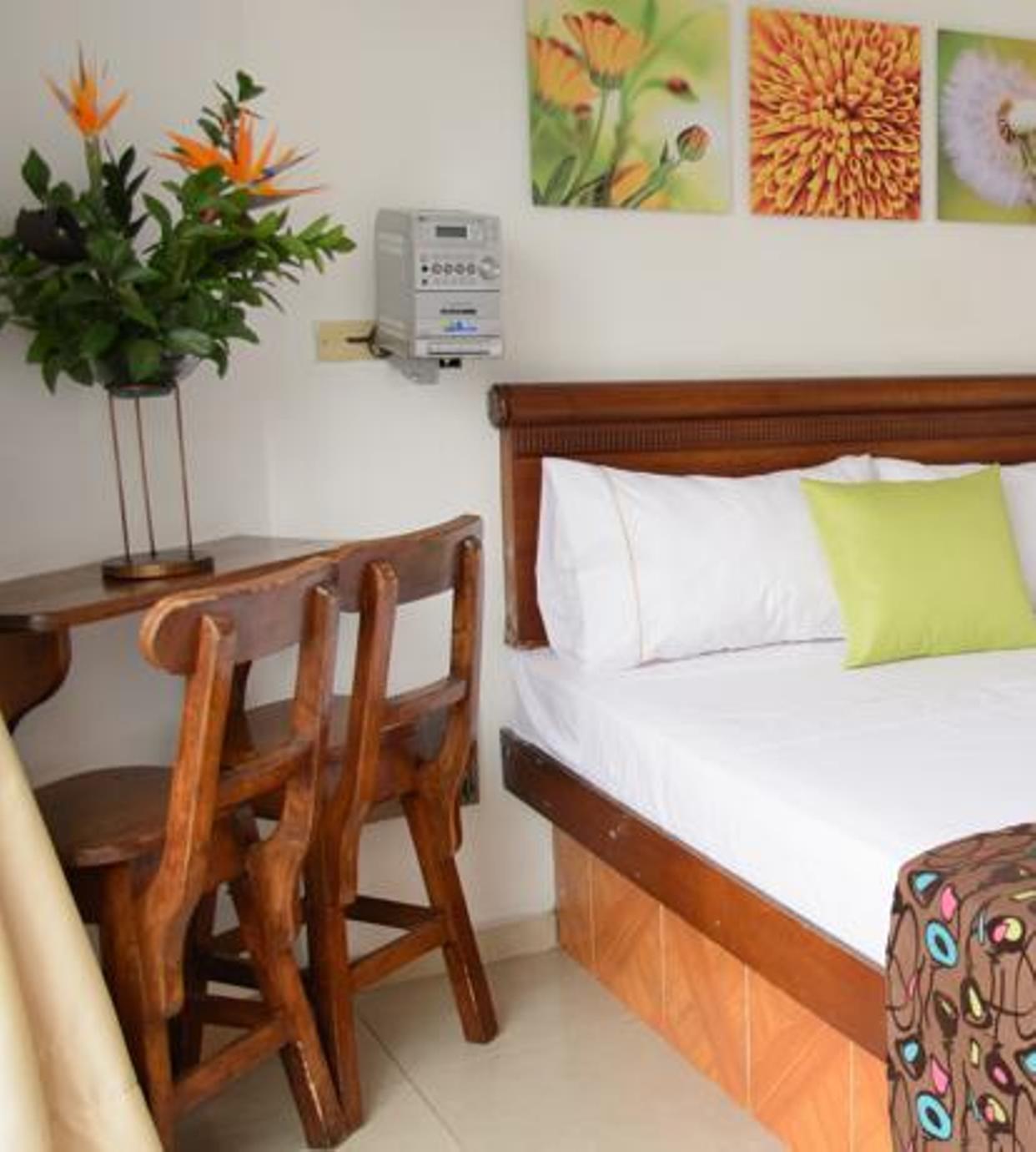 Hotel Alcaravan Medellin Itagüí Zewnętrze zdjęcie